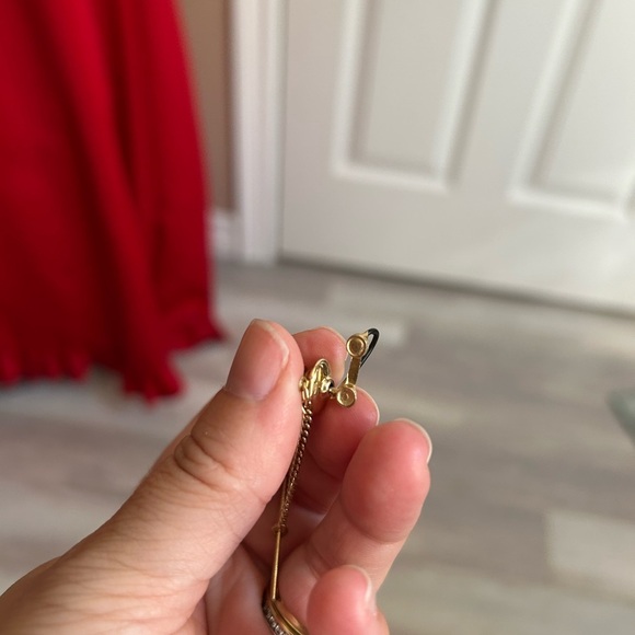 5/$25 phone vintage Elegant Gold tie pin 😌 - Picture 3 of 6